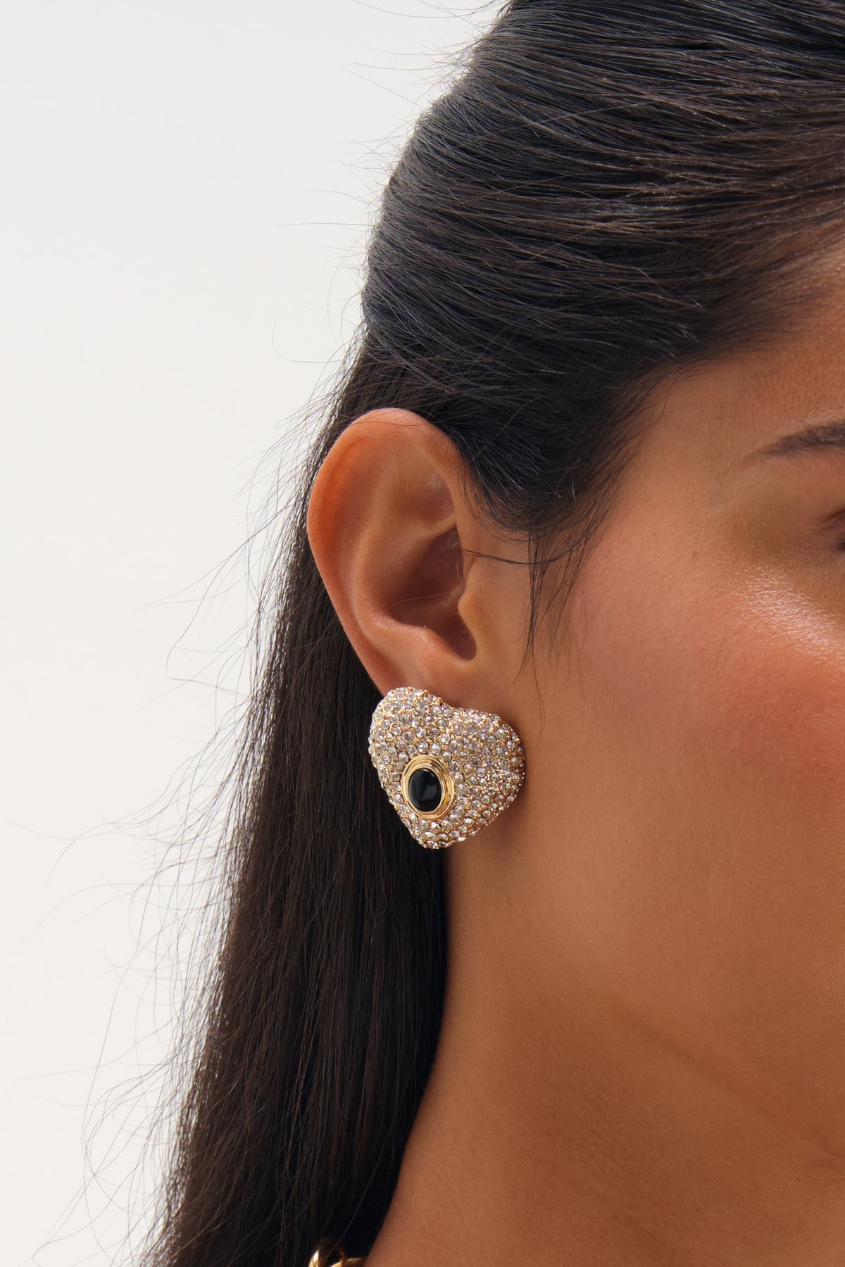 MOOD GOLD PLATE PAVE AND JET STONE HEART STUD EARRINGS