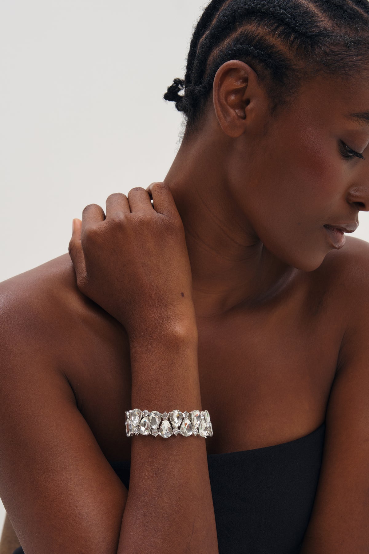 MOOD SILVER PLATE AND CRYSTAL PEAR  STRETCH BRACELET
