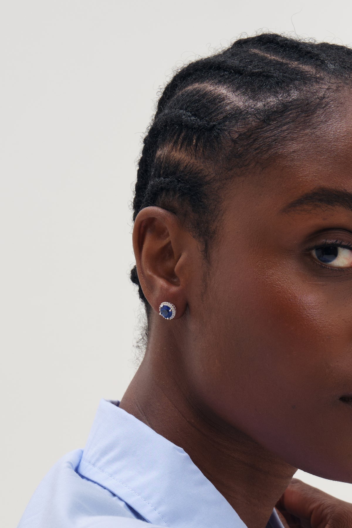 Brilliant Round Sapphire Clara Halo Stud