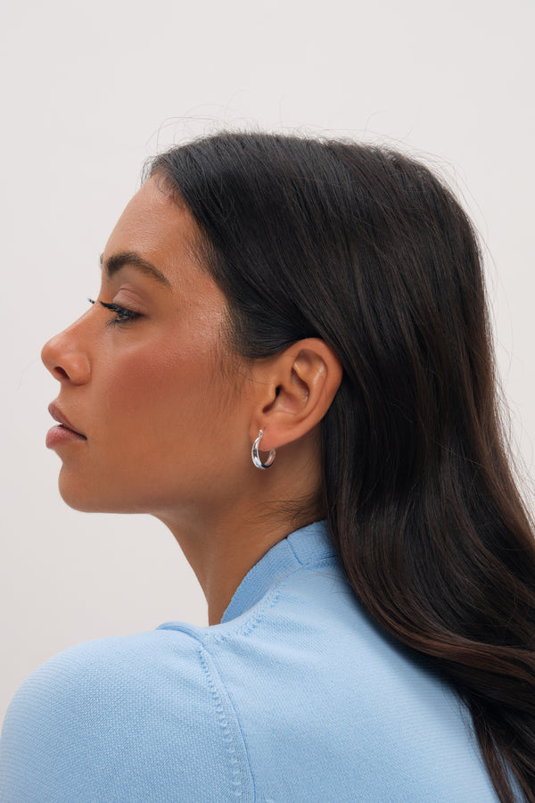 Simply Silver 925 Sterling Silver Polished Catch Hoop Earrings