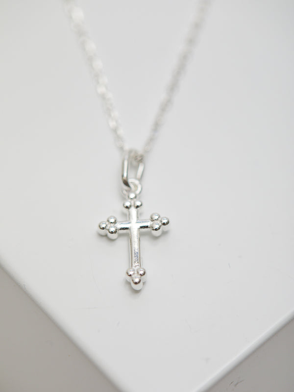 Simply Silver Sterling Silver 925 Cross Pendant Necklace